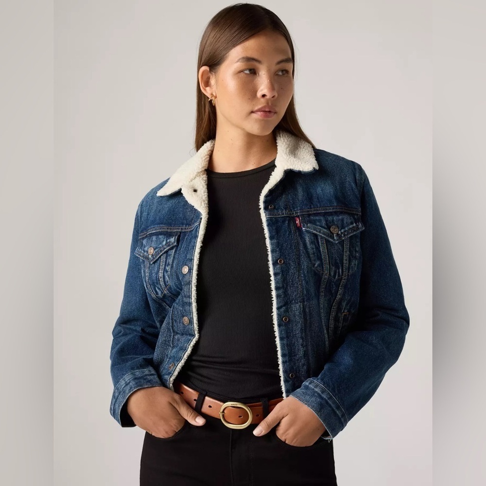 LEVI'S Women's Original Sherpa Trucker Jacket, Size L‎